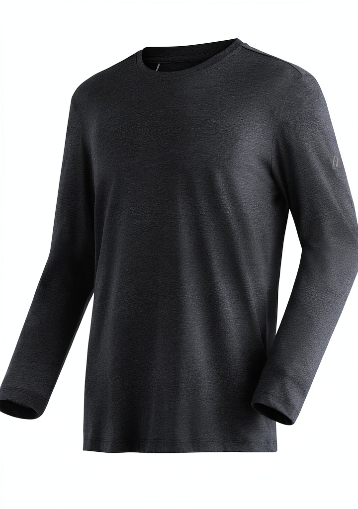 Maier Sports Herren T-Shirt in Corn Husk Melange auf sportlichem Hintergrund